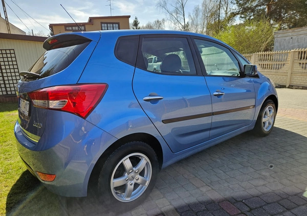 Hyundai ix20 cena 33400 przebieg: 148369, rok produkcji 2012 z Zgierz małe 106